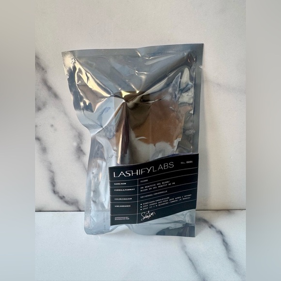 NEW, Sealed Lashify Labs Flush pH Reactive Gel Blush Stick, Universal Rose Shade - Picture 2 of 3